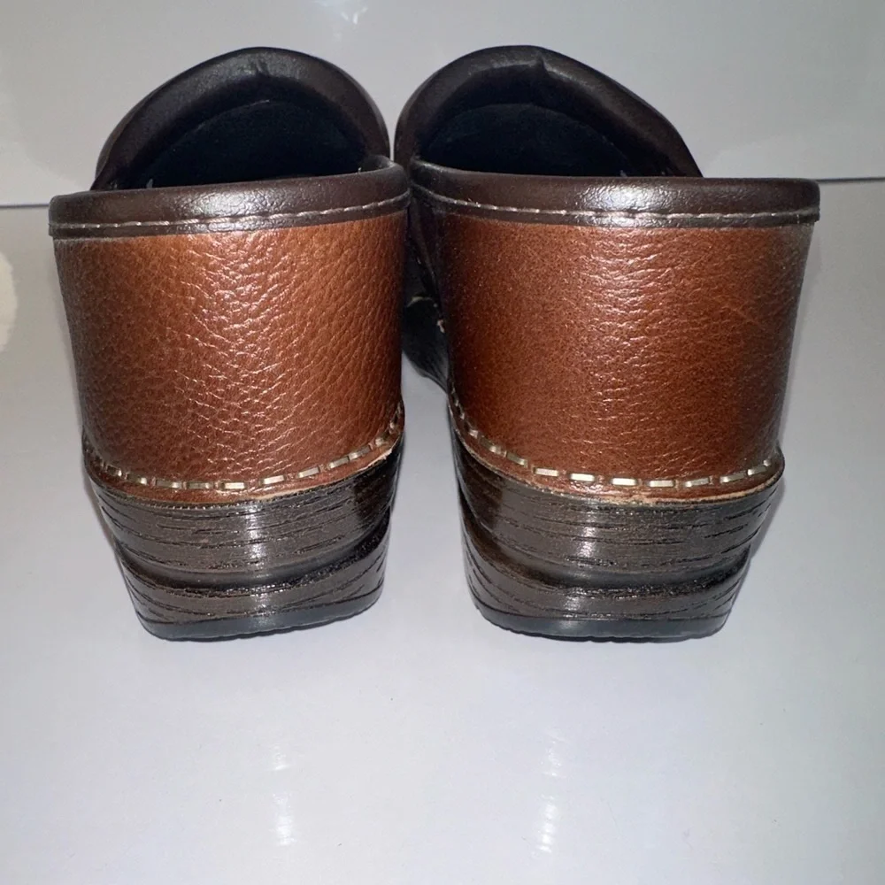 Dansko Shoes - Picture 7 of 11